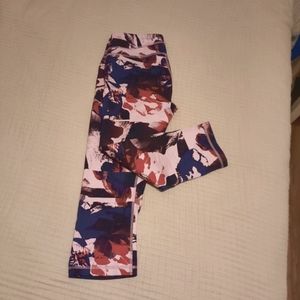 Lucy cropped workout pants